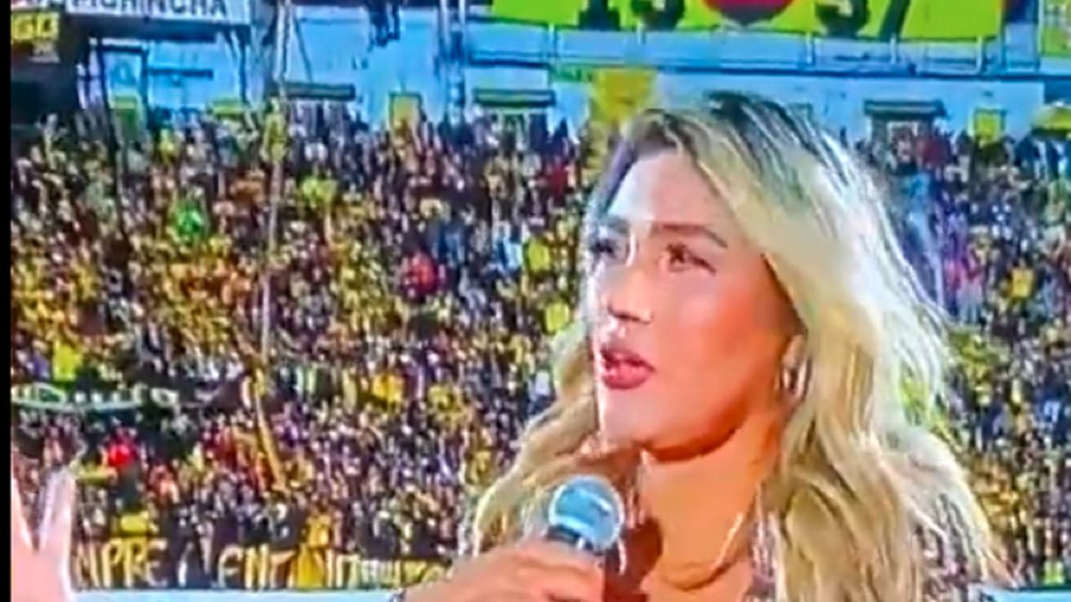 Flaka Valencia została skrytykowana za nieodpowiedni strój 