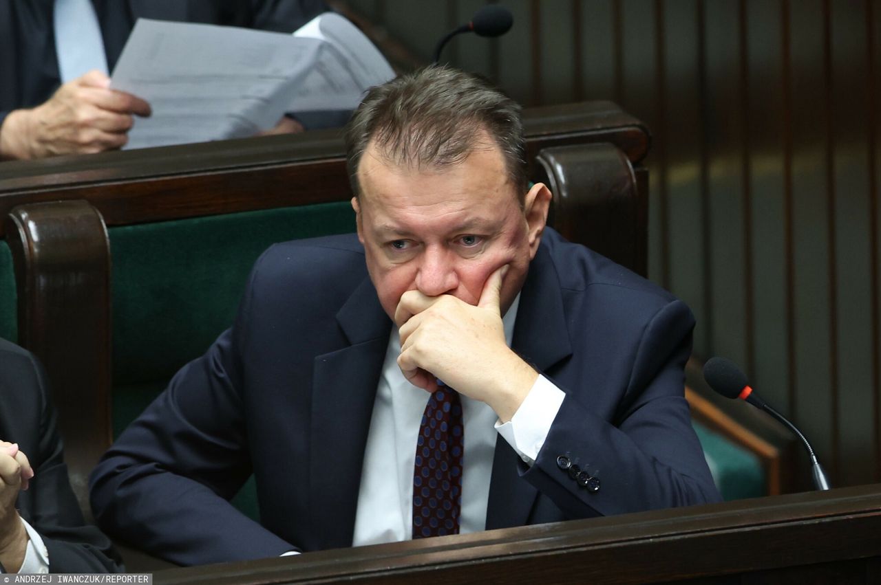 Mejza może być zawieszony w klubie PiS? Jest odpowiedź Błaszczaka