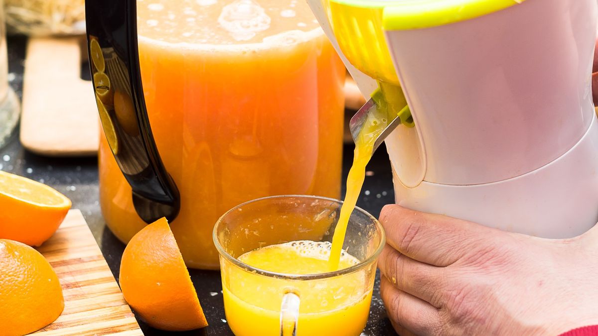 Regularne picie soku z pomarańczy może o 20 proc. zmniejszyć ryzyko udaru