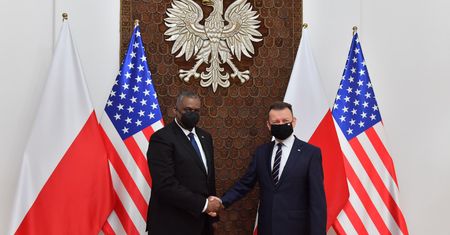 "Napad Rosji na Ukrainę doprowadzi do konfliktu". Szef Pentagonu w Warszawie