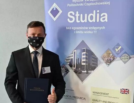 Adam Małysz obronił pracę magisterską