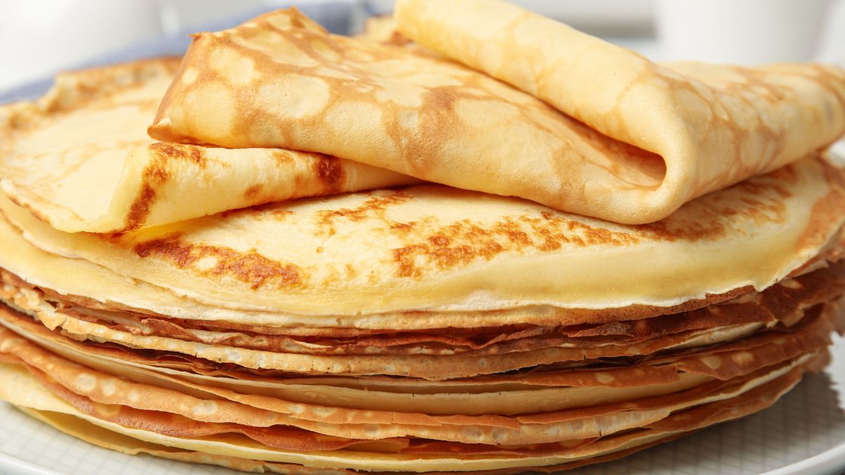 Jak przygotować i z czym podawać naleśniki francuskie?