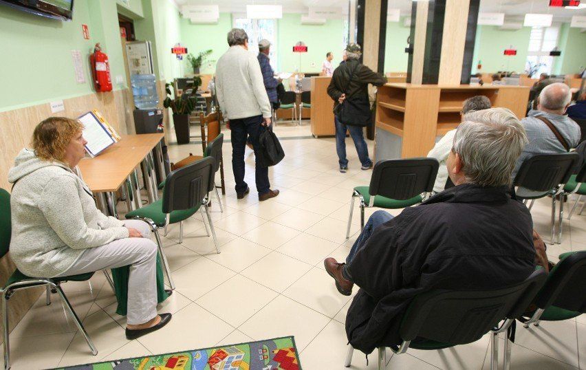 Emerytury i renty w 2026 roku – ile wyniesie waloryzacja?