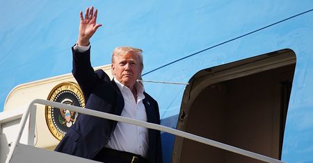 Trump uderza cłami w Indie. To kara za handel ropą z Putinem