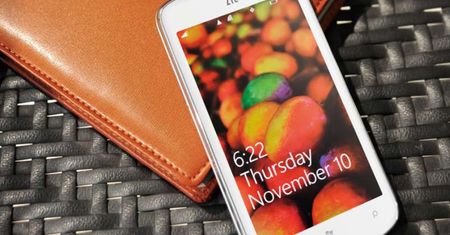ZTE Tania oficjalnie - wreszcie powstał Windows Phone dla kobiet?