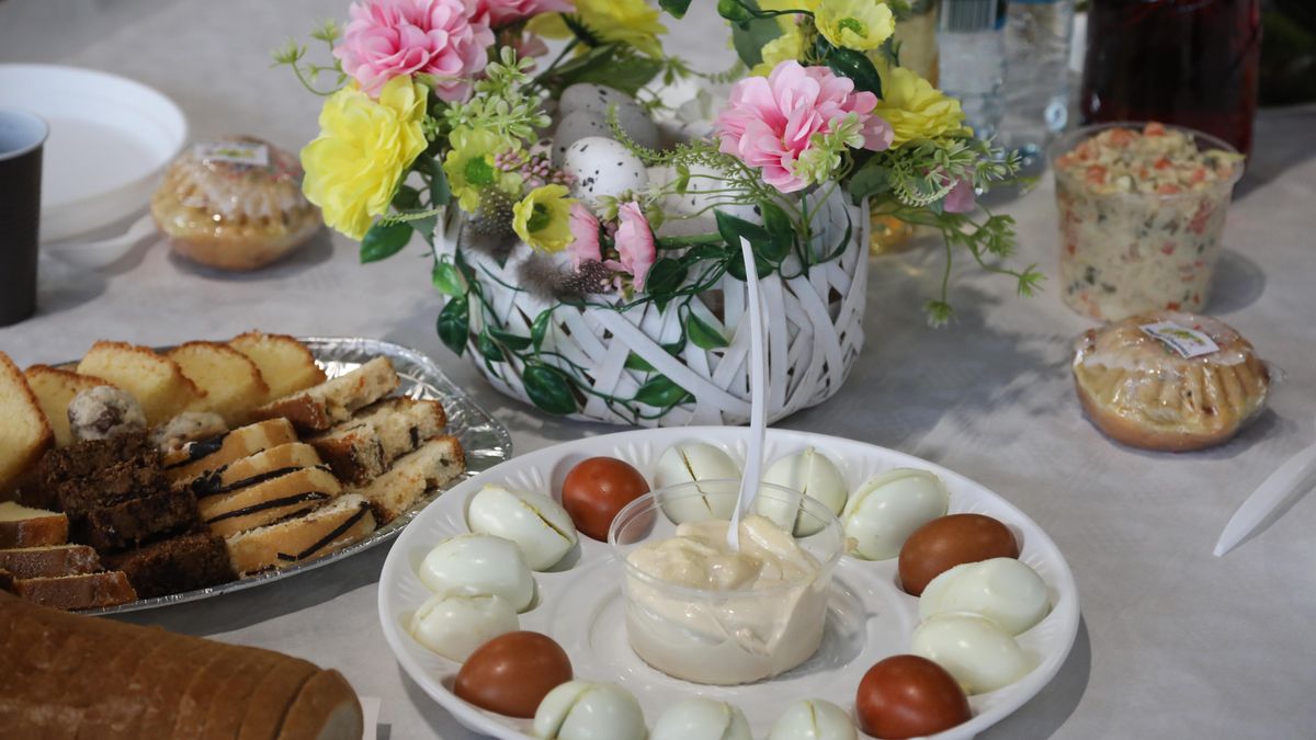 Artur Reszko
Caritas, Fundacja Rodziny Czarneckich, pomoc, potrzebuj�cy, potrzebuj�cym, w kryzysie, w potrzebie, wiara, wielka niedziela, Wielkanoc, wielkanocne