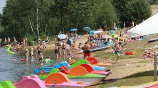 Słońce, plaża i woda. Tłumy wypoczywają nad Nakło-Chechło. Zobaczcie