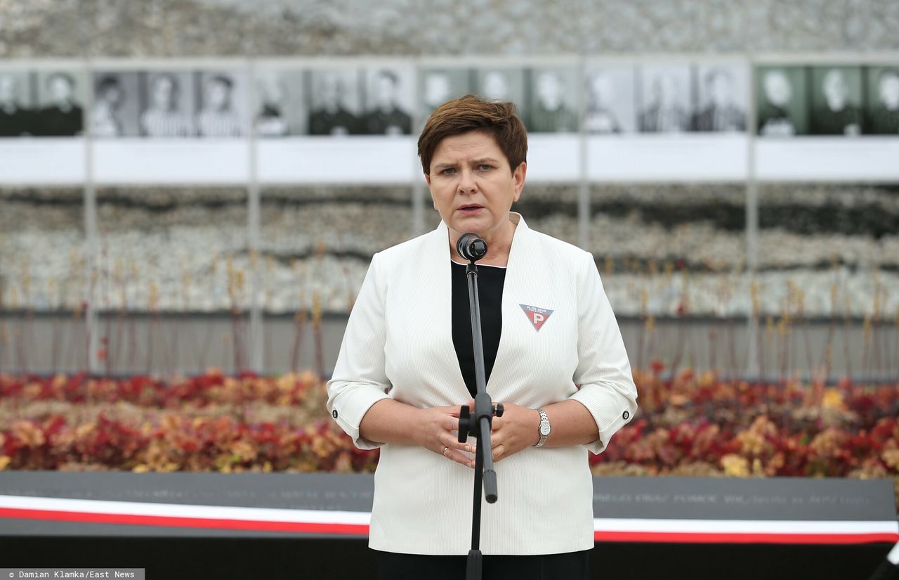 Atak wandali w Muzeum Auschwitz. Beata Szydło mówi o prowokacji