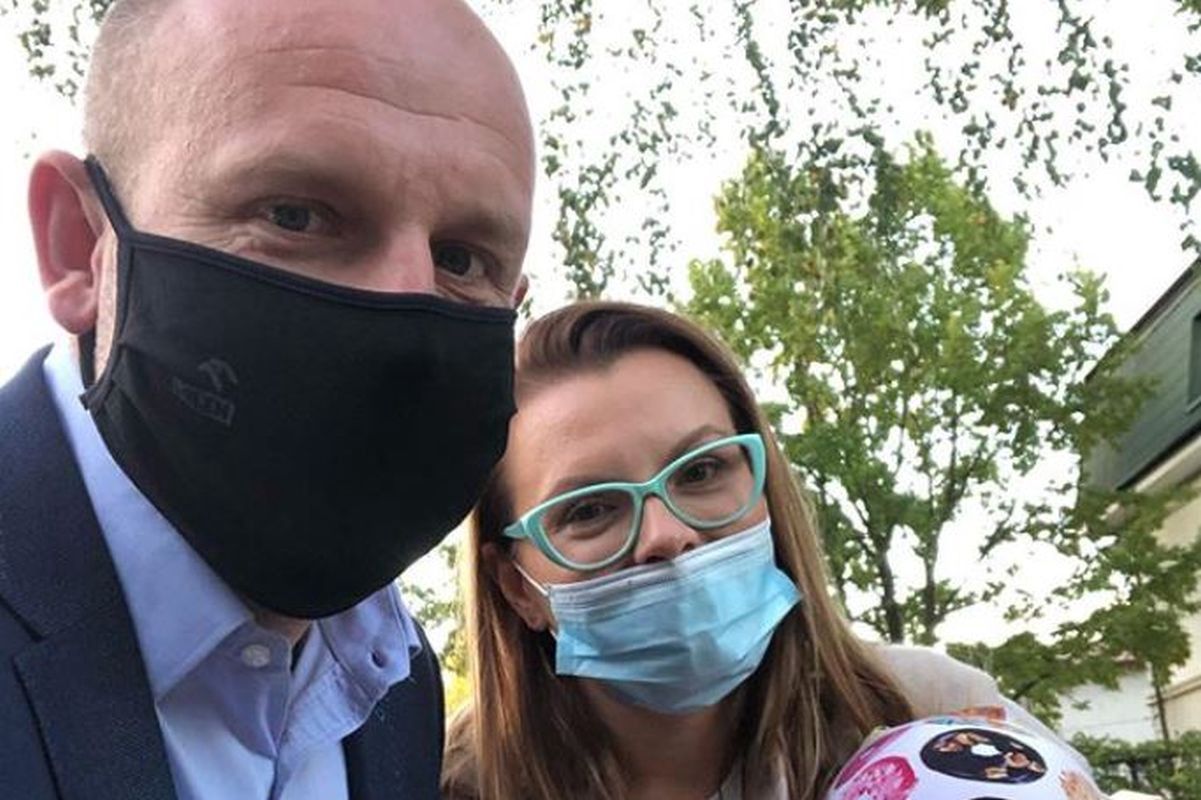 Koronawirus. Polski lekkoatleta wrzucił zdjęcie z maseczką. W sieci zawrzało