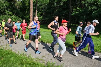 Bydgoszcz: Parkrun. Letnie bieganie w pięknej leśnej scenerii. Mamy zdjęcia
