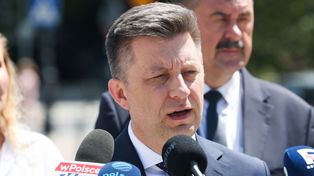 "To jest przyspieszenie". Dworczyk o atakach, nagle pochwalił rząd