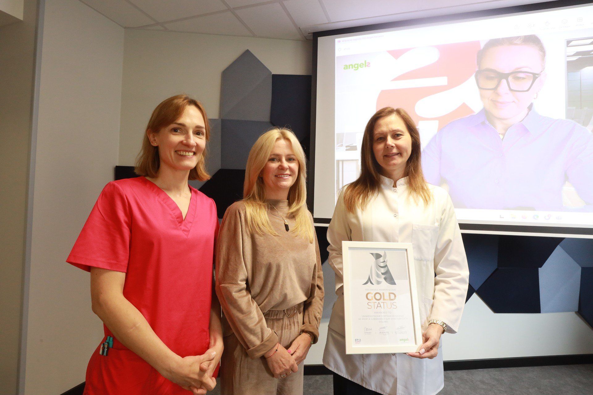 Wręczenie Oddziałowi Neurologii z Pododdziałem Udarowym GOLD ESO Angels Award