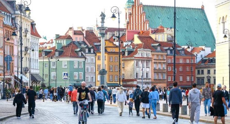 Warszawa chce zrobić porządek. Ograniczenia dla szyldów i billboardów