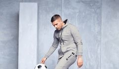 Łukasz Podolski z autorską kolekcją dla Aldi