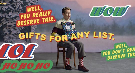 Macaulay Culkin z iguaną w świątecznej reklamie Happy Socks (wideo)