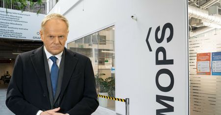 Rząd Tuska chce wprowadzić zmiany. Więcej usług, a mniej pieniędzy?