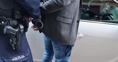 Przyjechał z Niemiec, bo umówił się z 14-latką. Proponował jej seks