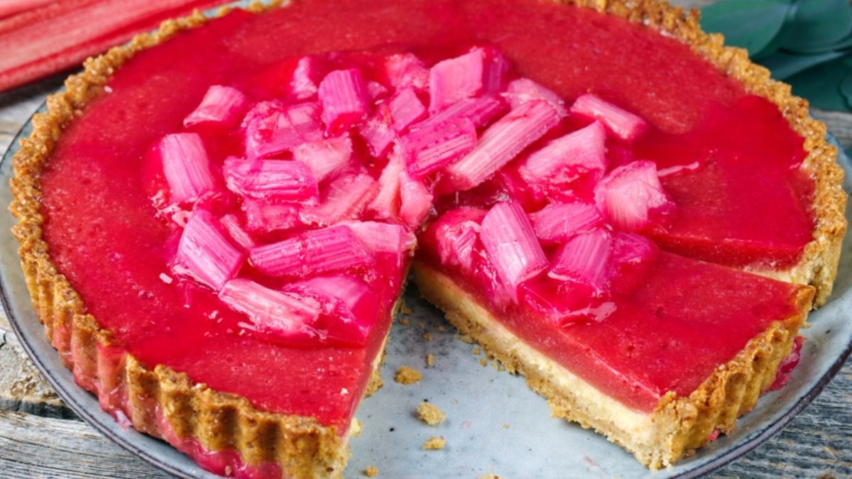 Tarta z sezonowymi składnikami