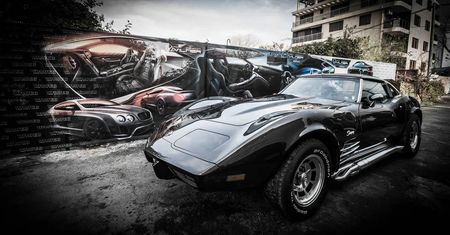 Odświeżony klasyk – 1976 Chevrolet Corvette Stingray od Vilnera