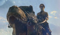 "Iron Sky The Coming Race": Naziści i dinozaury