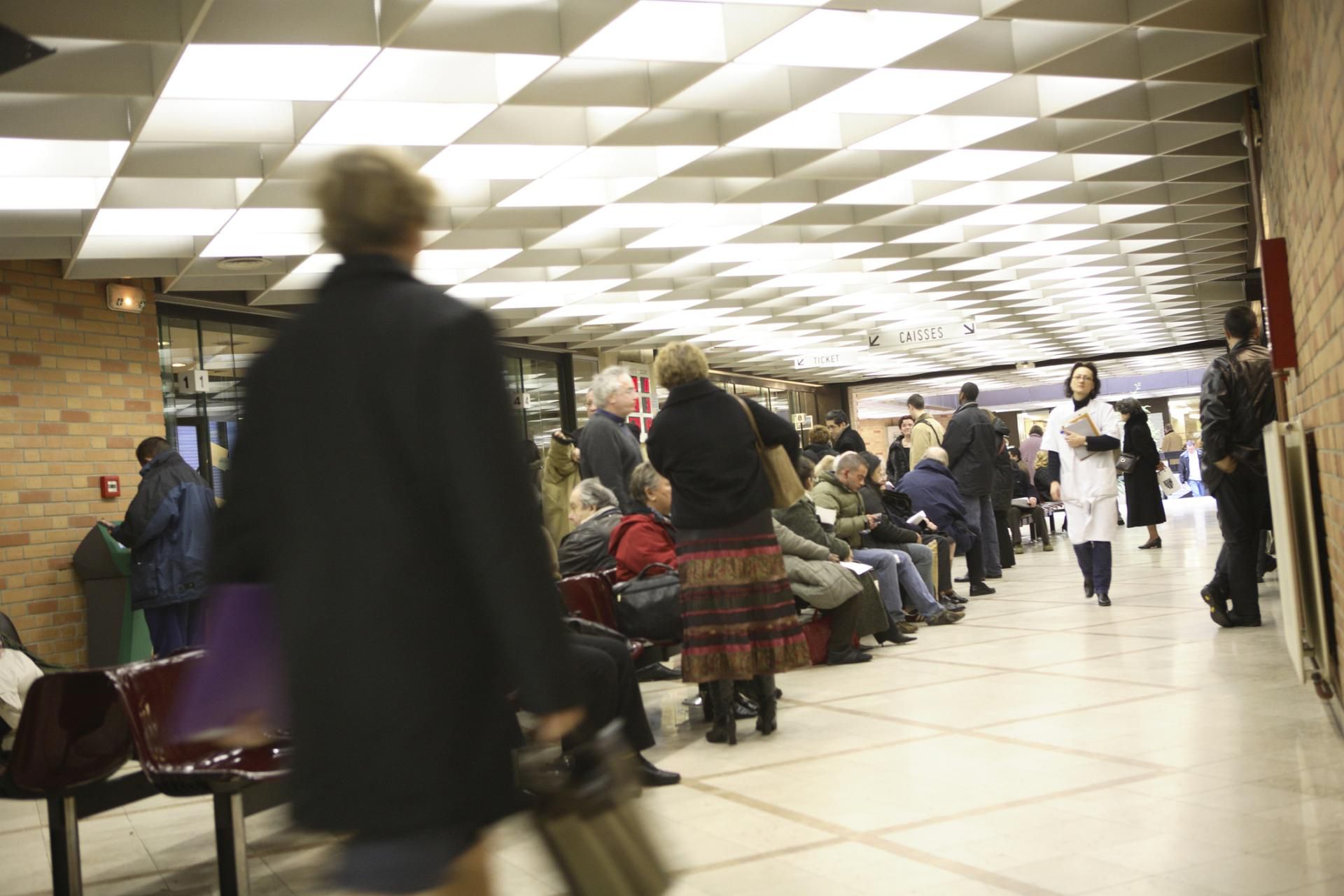 Kolejki do lekarza są coraz dłuższe