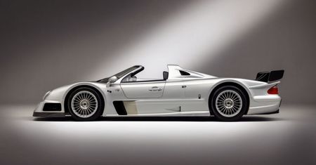 Mercedes CLK GTR Roadster na sprzedaż. To jeden z zaledwie sześciu egzemplarzy