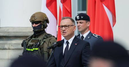 Mocne słowa Dudy w rocznicę tragedii. "Władze muszą stać przy nich"
