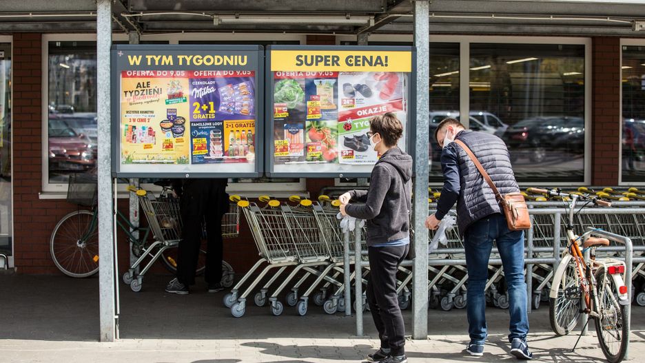 sklep zakupy biedronka promocje koronawirus