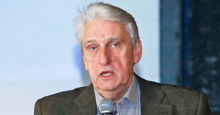 Bogusław Wołoszański poznał żonę 47 lat temu. Mało kto wie, jak wygląda jego ukochana. Pasują do siebie? (ZDJĘCIA)