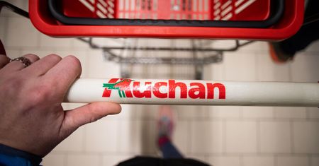 Auchan wycofuje ze sprzedaży dwa produkty. Sieć przeprasza