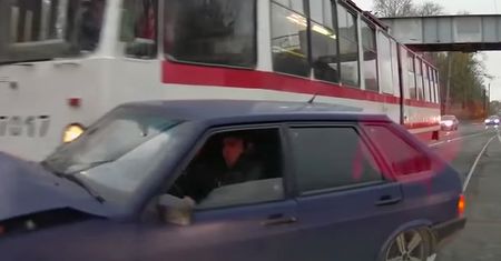Kompilacja wypadków nagranych wideorejestratorami