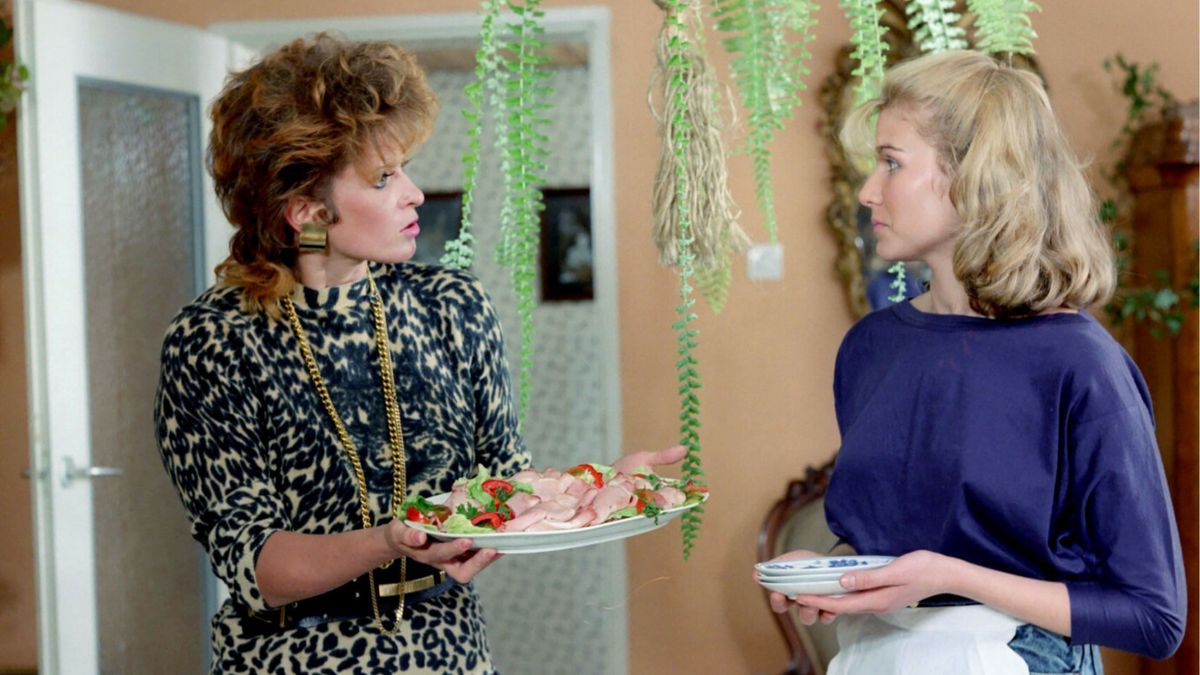 Kadr z filmu "Kogel-mogel" (1988)