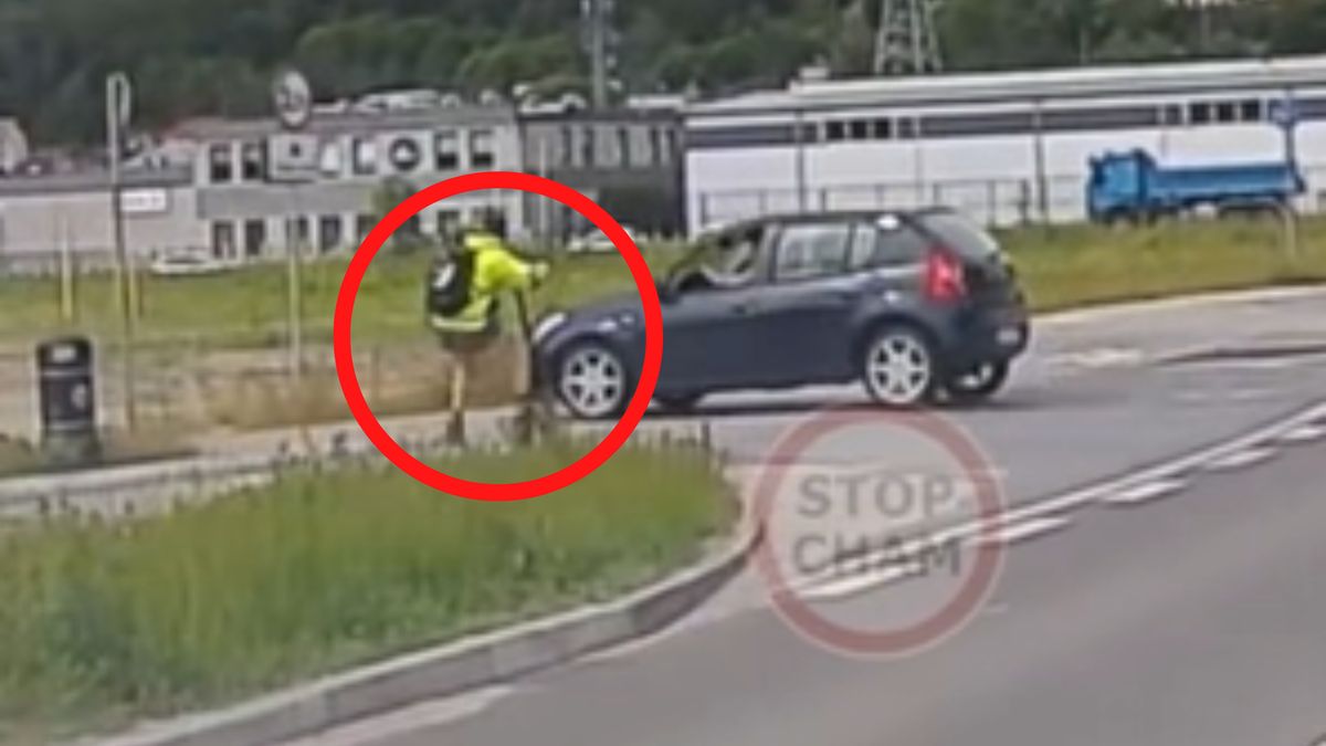Samochód zderzył się z hulajnogą.