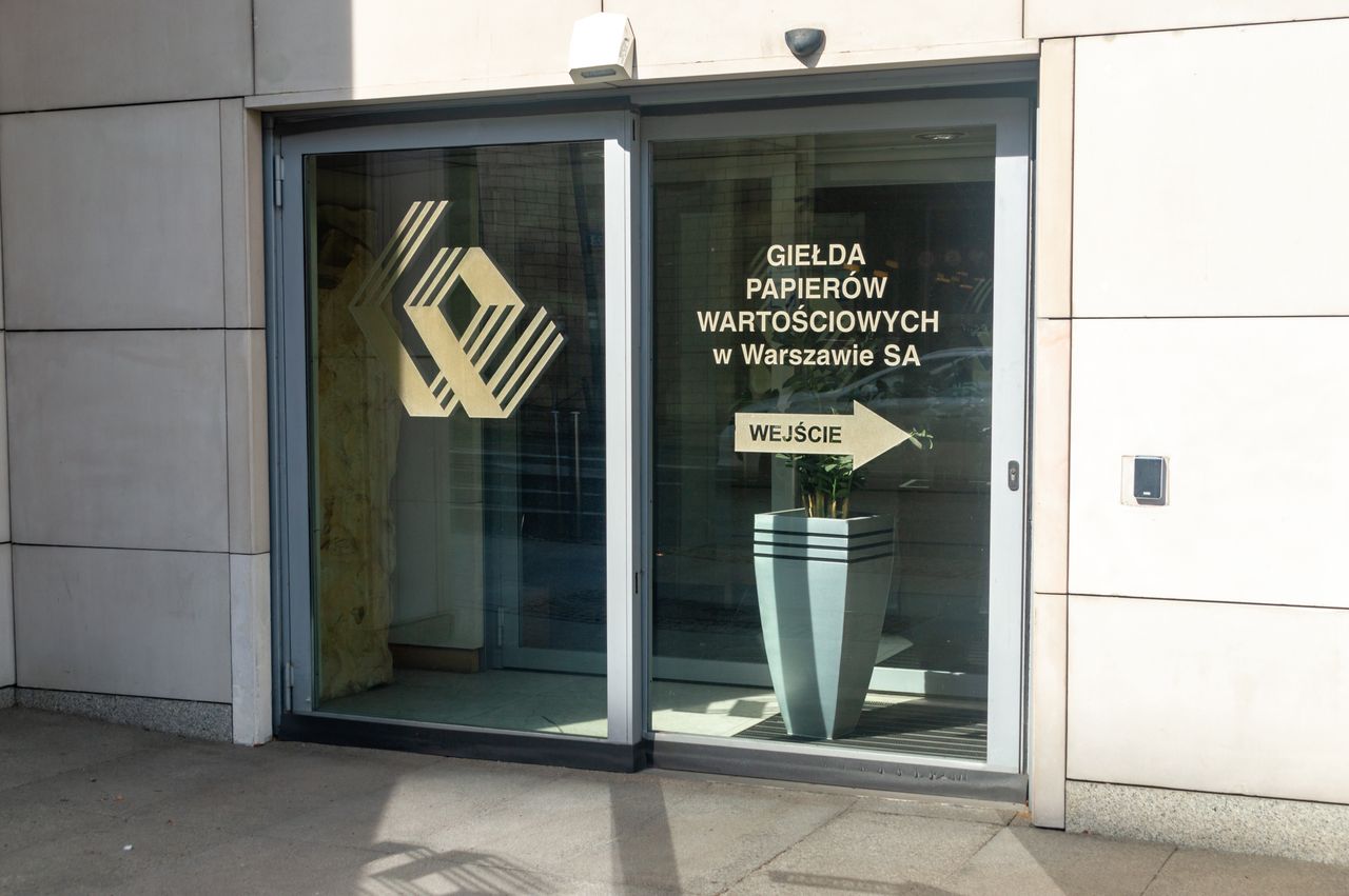 Na giełdzie w Warszawie niewielkie spadki. JSW w centrum uwagi