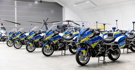 Największy zakup w historii polskiej Policji. Prawie pół tysiąca BMW wyjedzie na drogi