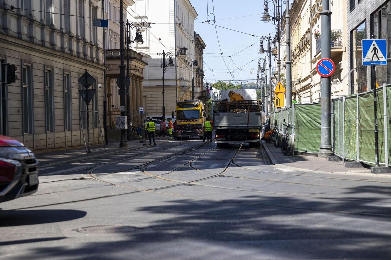 Kraków: Kolejny armagedon komunikacyjny. Rozpoczyna się remont torowiska na ulicy Piłsudskiego