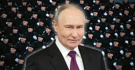 Defilada bez kolumny pojazdów wojskowych. Putin planuje prowokacje?