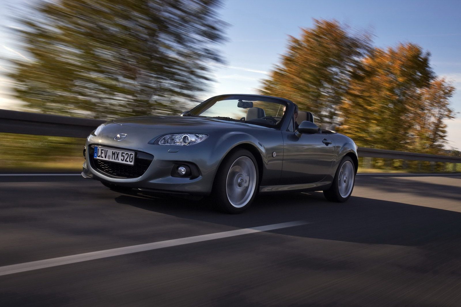 2013 Mazda MX-5 - kultowy roadster po kuracji odmładzającej [galeria] 41