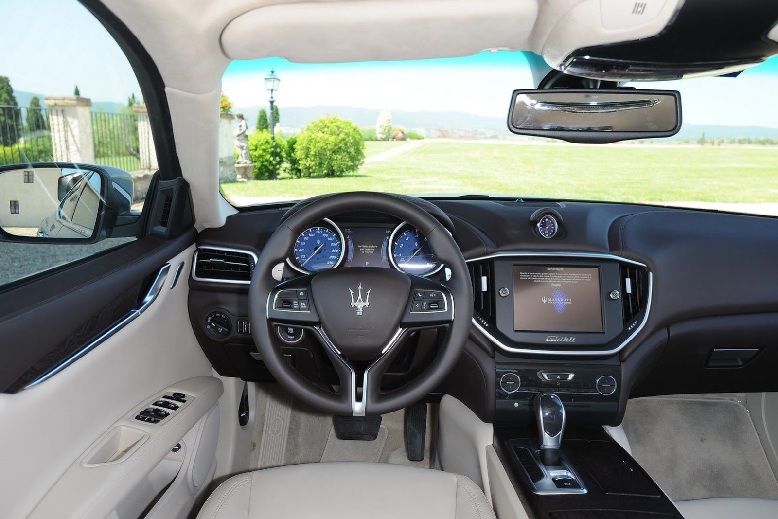 2014 Maserati Ghibli - Włosi wiedzą, co to piękno [galeria] 122