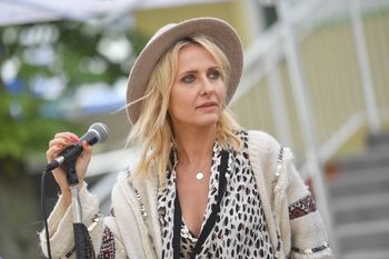 Tak wyglądała Markowska na premierze. Obok niej mąż Tomasz