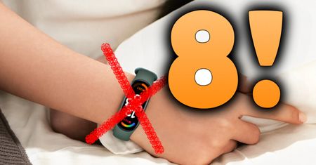 Król opasek z nowym wyglądem. Xiaomi Band 8 na zdjęciu promocyjnym