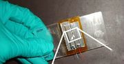 Inteligentna odzież z włóknistych nanogeneratorów zasili elektroniczne gadżety