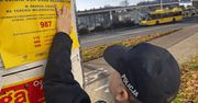 Policjanci rozklejają plakaty. Mają ważny powód