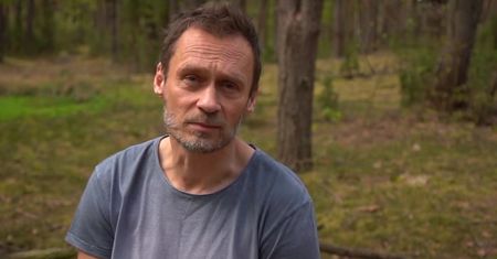 Zostawił pracę w reklamie i poszedł sadzić drzewa, czyli jak faceta od kreacji ciągnęło do lasu