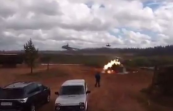 Podczas manewrów Zapad 2017 omyłkowo ostrzelano stanowisko dziennikarzy, dwie osoby ranne (wideo)