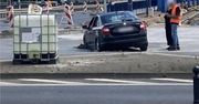 Wjechał autem na świeży beton. Interweniowali budowlańcy