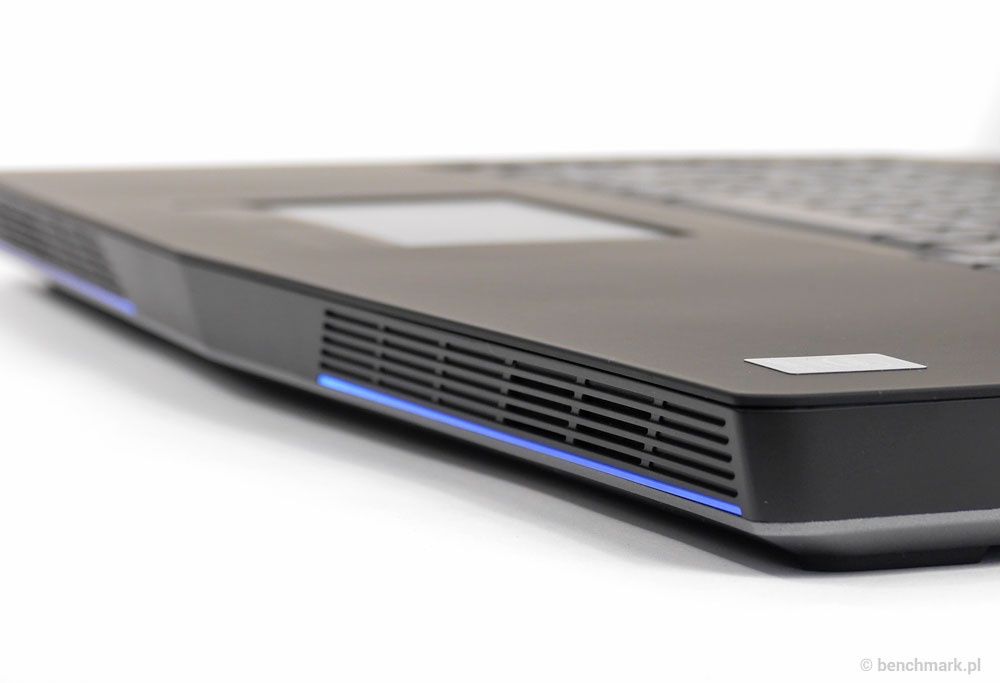 Dell Alienware 17 przód