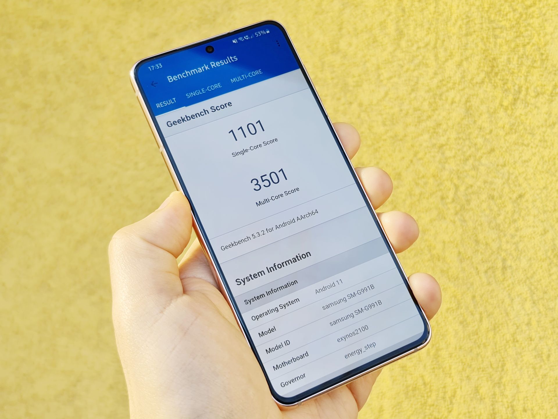 Samsung Galaxy S21 czy S21 Ultra - który tak naprawdę jest lepszy? Odpowiedź nie jest taka oczywista 7