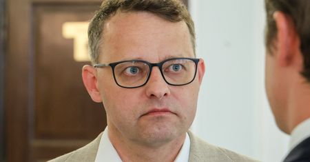 Węgrzy chronią Marcina Romanowskiego. Prawnik mówi o konsekwencjach