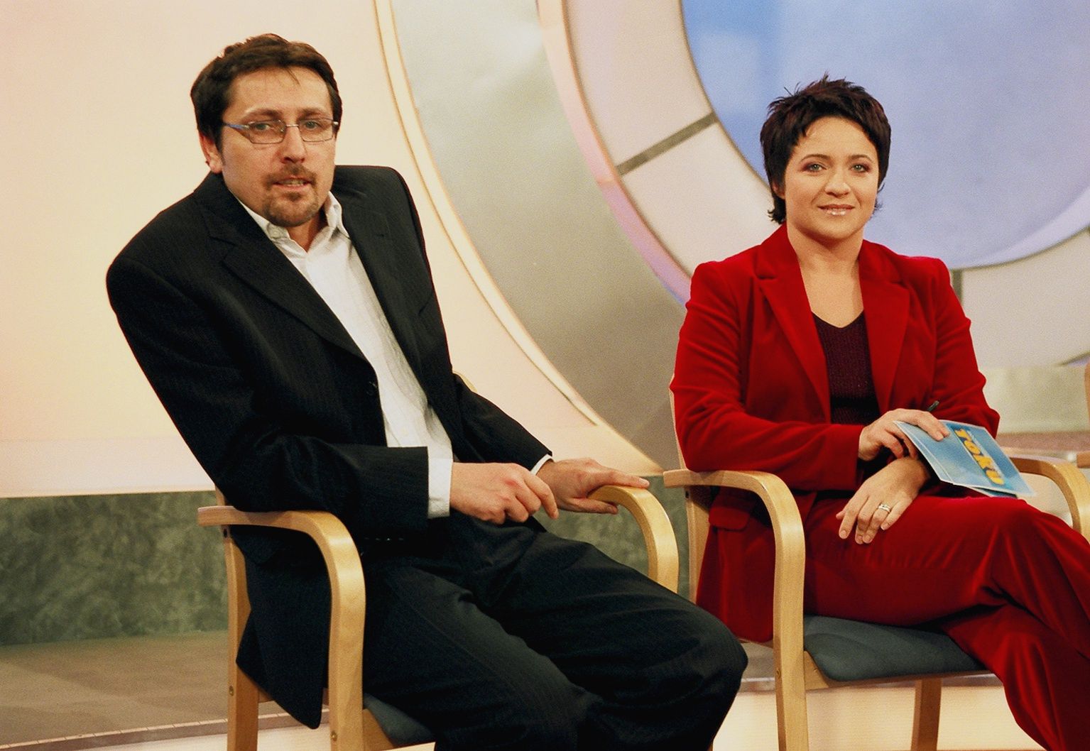 scena z: Ewa Drzyzga, Andrzej So�tysik
SK: 500. odcinek programu "Rozmowy w toku", Rozmowy w toku, Polska 2002, 09.2002, talk show
fot. Niemiec/AKPA